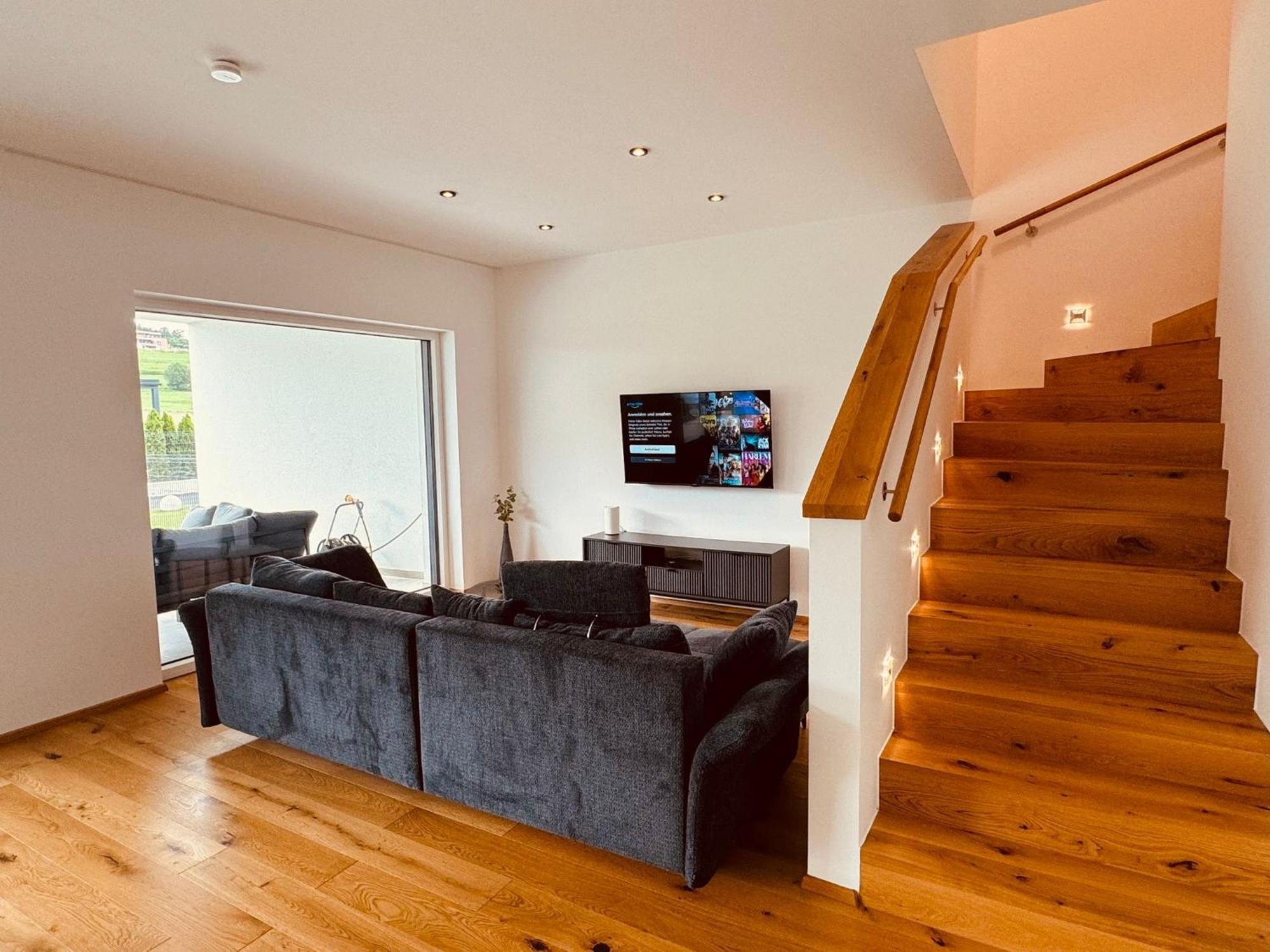 Luxus-Villa In Idyllischer Lage Muttendorf Dış mekan fotoğraf