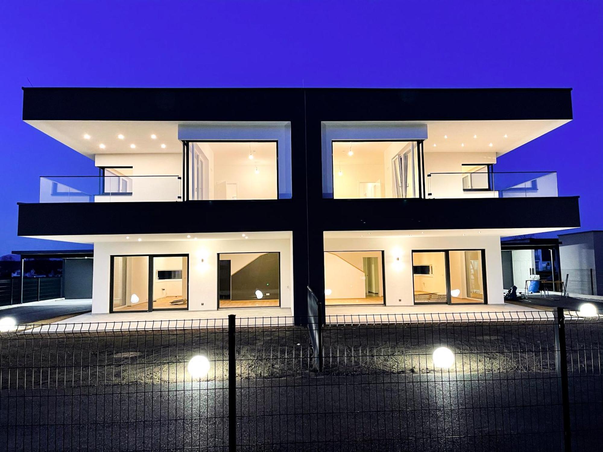 Luxus-Villa In Idyllischer Lage Muttendorf Dış mekan fotoğraf